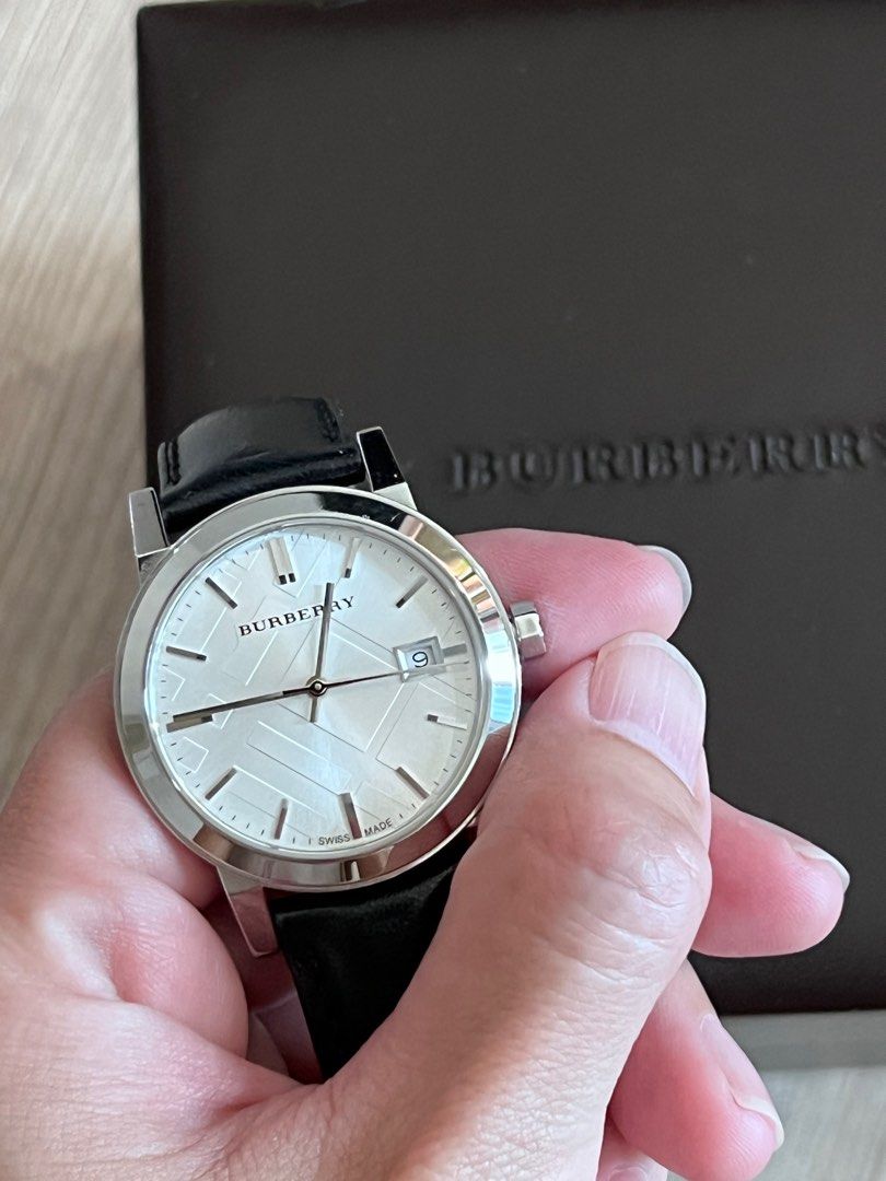 Burberry black leather strap Women s watch Luxury Watches on