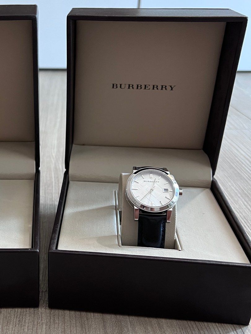 Burberry black leather strap Women s watch Luxury Watches on
