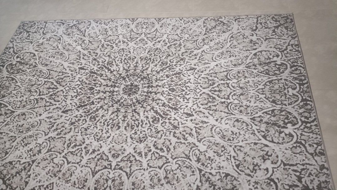 Carpet ( Made in Turkey), Furniture & Home Living, Home Decor, Carpets