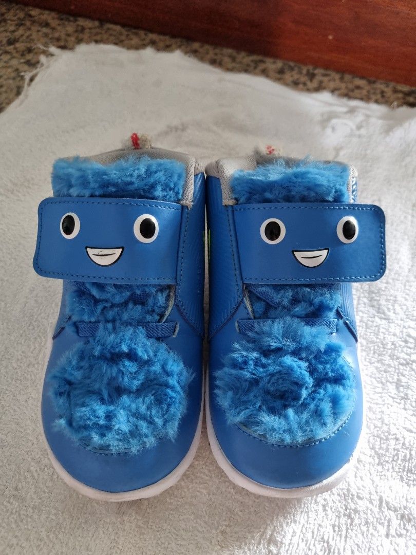 Nike Children kids boy blue shoes sneakers, Babies & Kids, Babies