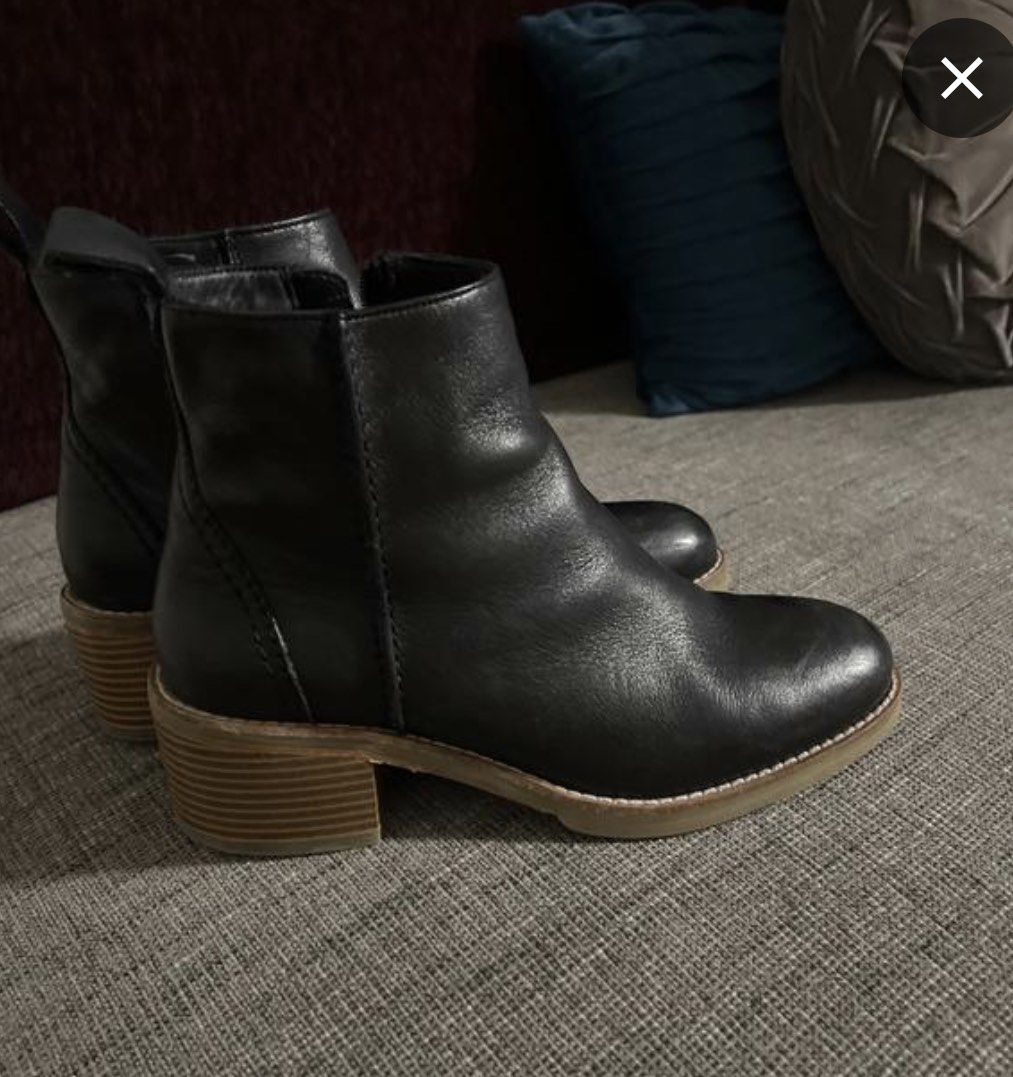 Clarks women s ankle leather boots cologne zip UK 5 EU 38 Women s