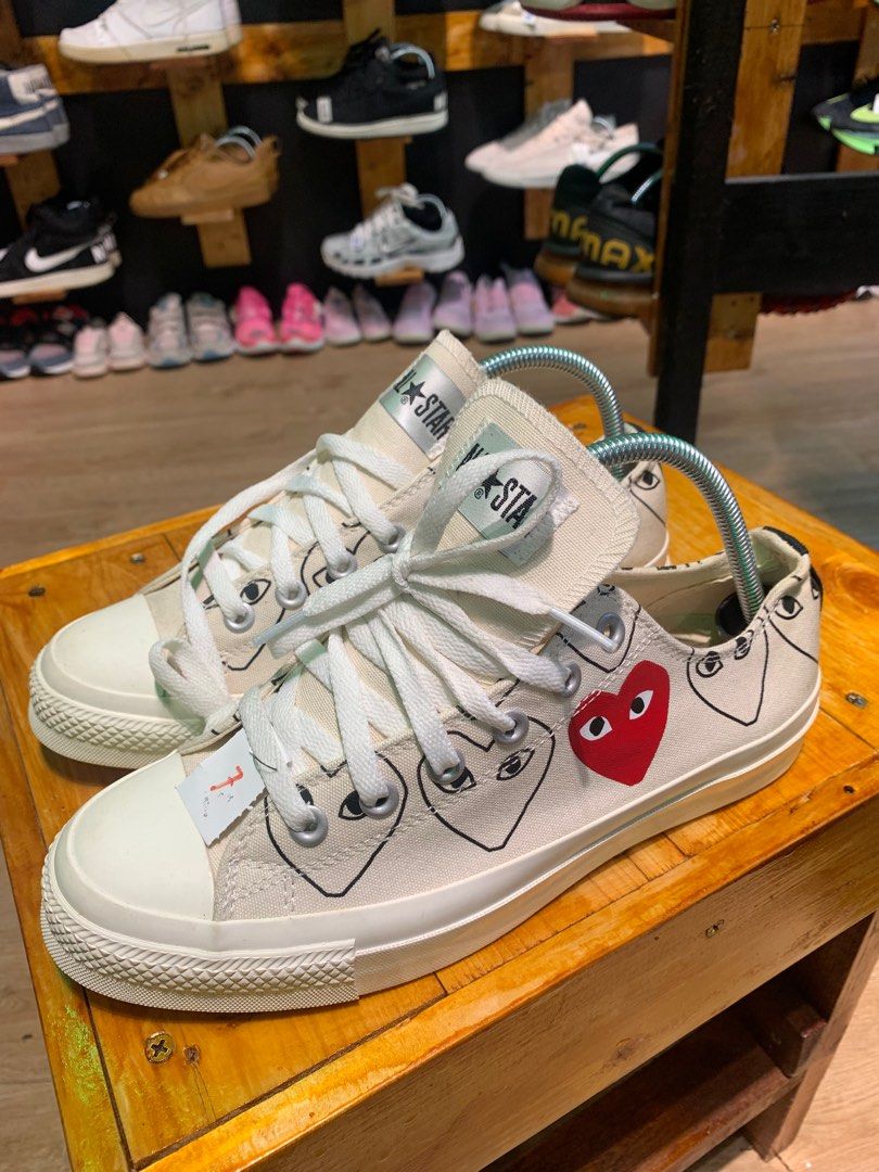 Converse x cdg low on best sale feet