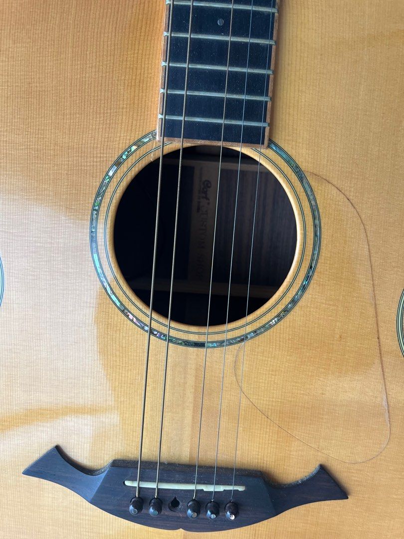 Cort Acoustic Guitar with Hard Case, Hobbies & Toys, Music & Media