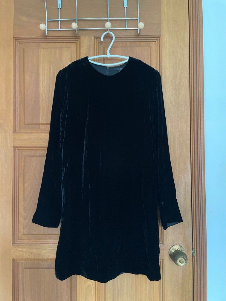 Cos black velvet dress shop