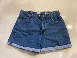 (Category: ) located in . Submitted by yuannnn (Listing ID 1225593254, Image 1). Description: .