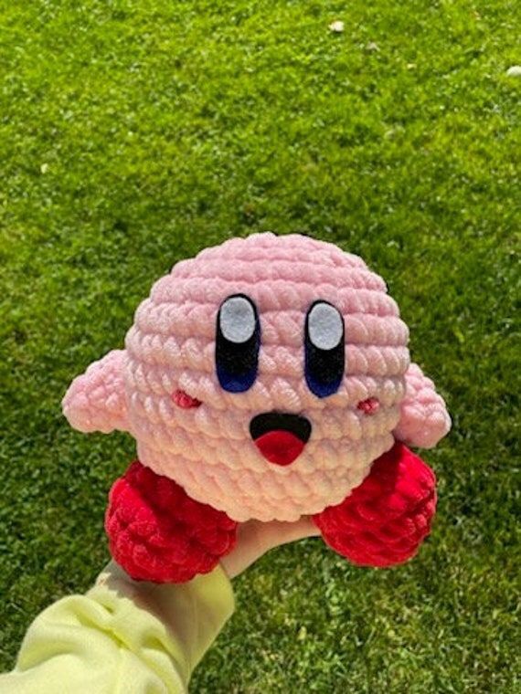 Crochet Kirby (Customizable), Hobbies & Toys, Stationary & Craft, Handmade  Craft on Carousell