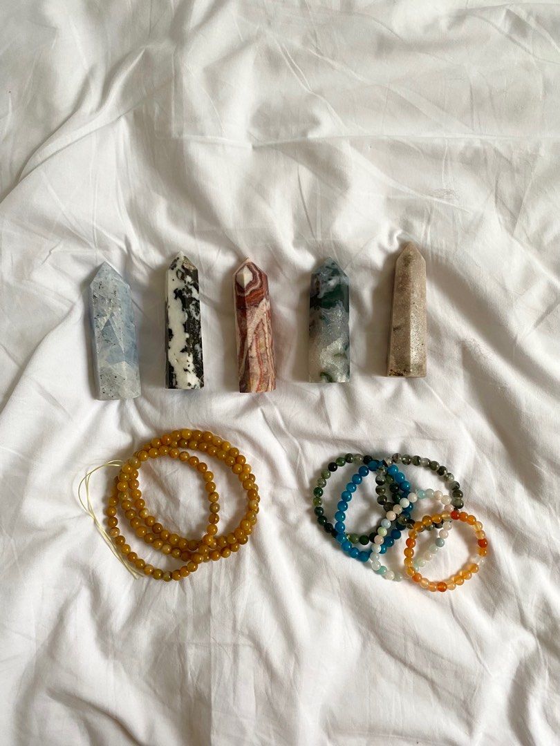 Celestite crystal bracelet top
