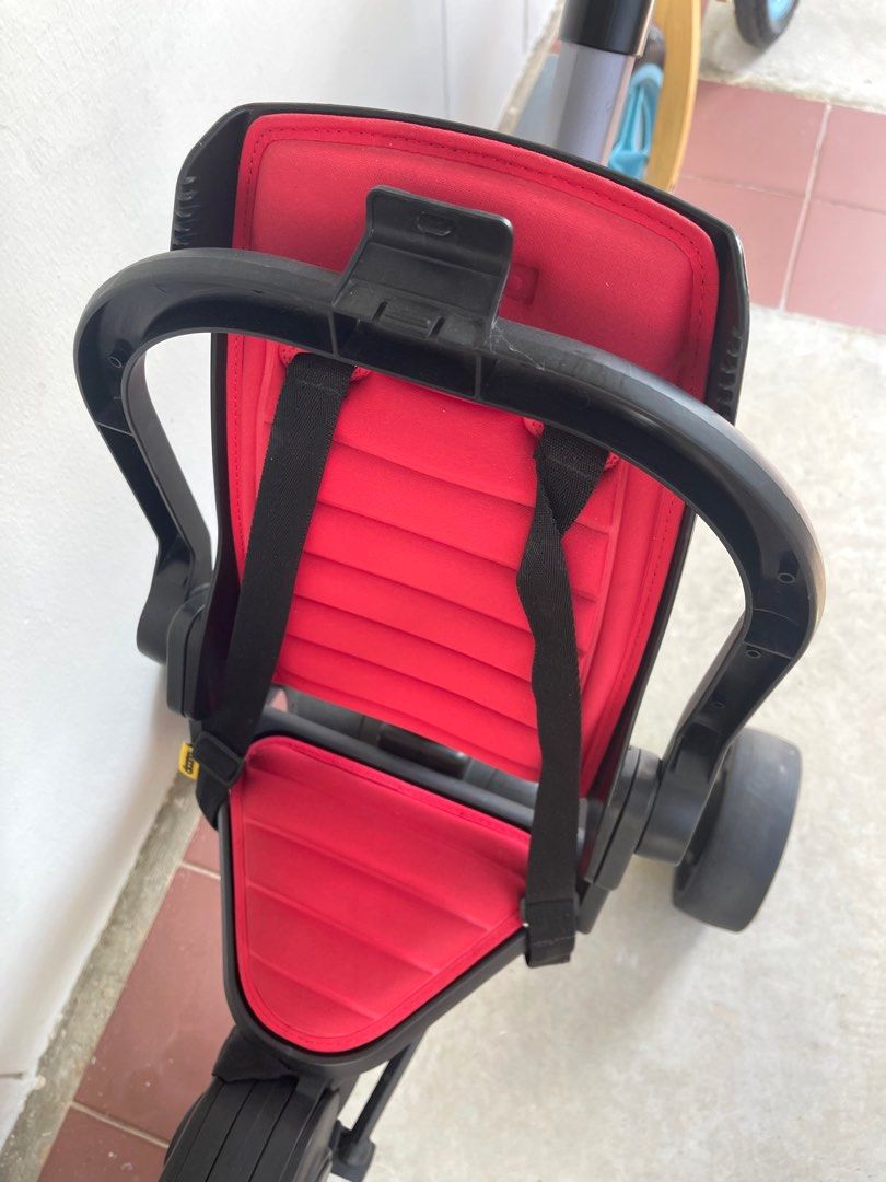 Doona trike (full!), Babies & Kids, Going Out, Strollers on Carousell