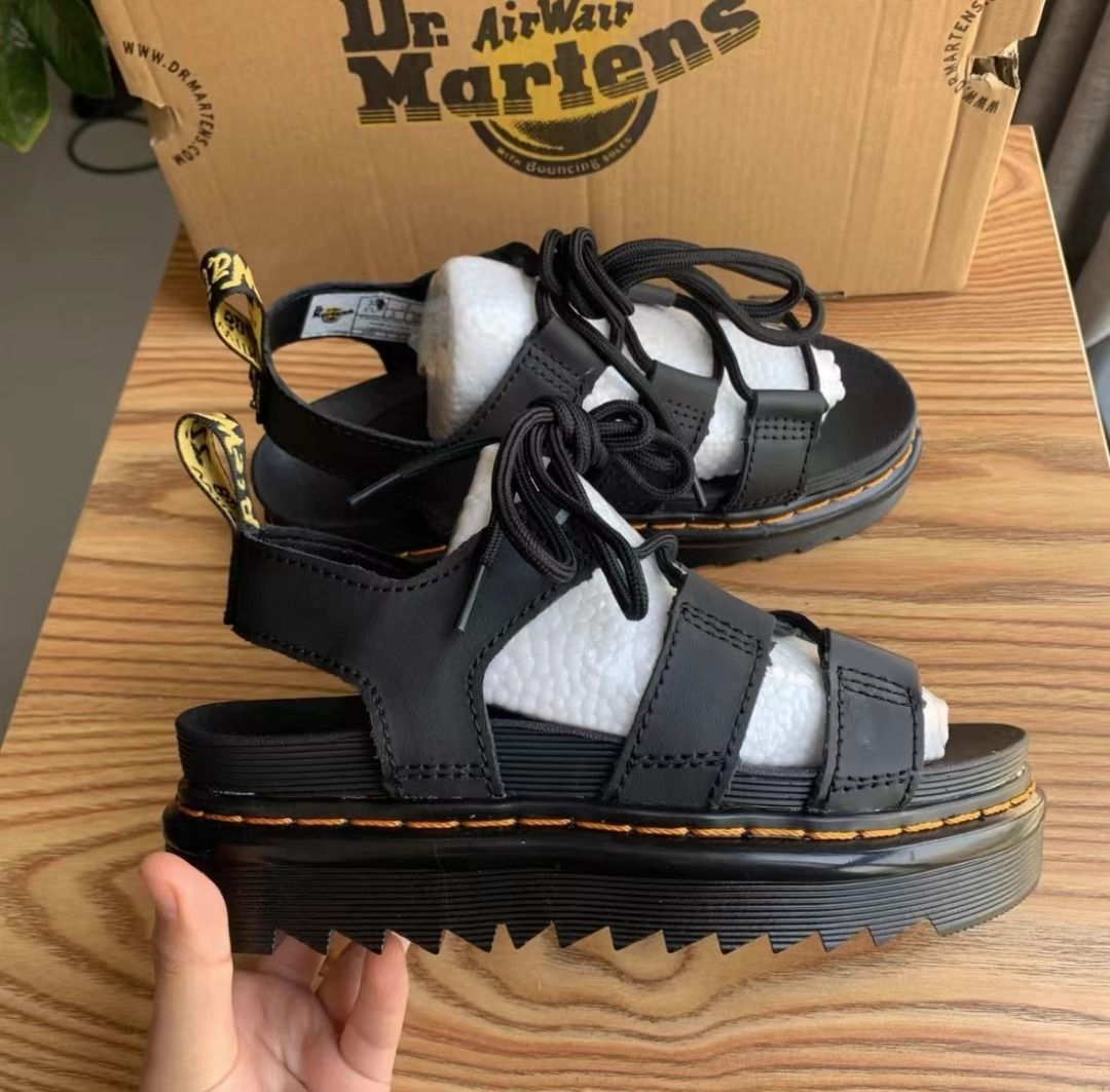 Dr.Martens Nartilla Hydro