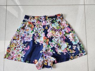 Forever New Floral Shorts - Size US 2