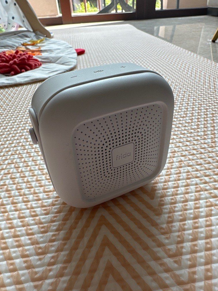 FridaBaby Portable Sound Machine and Nightlight, Babies & Kids, Going