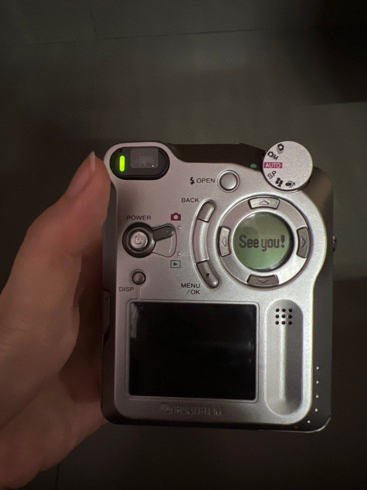 Fujifilm Finepix 4800z CCD, Photography, Cameras on Carousell