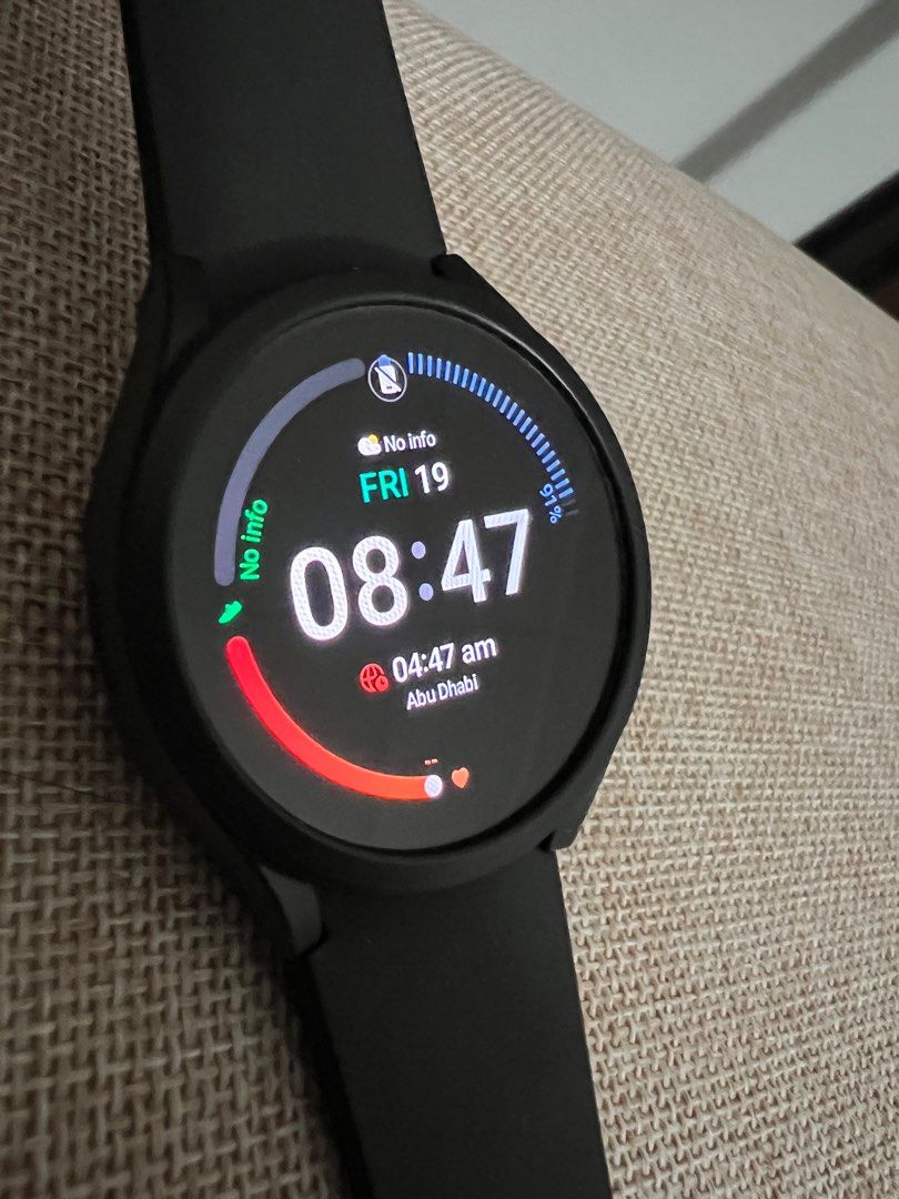 Galaxy Watch 4, Men's Fashion, Watches & Accessories, Watches on Carousell
