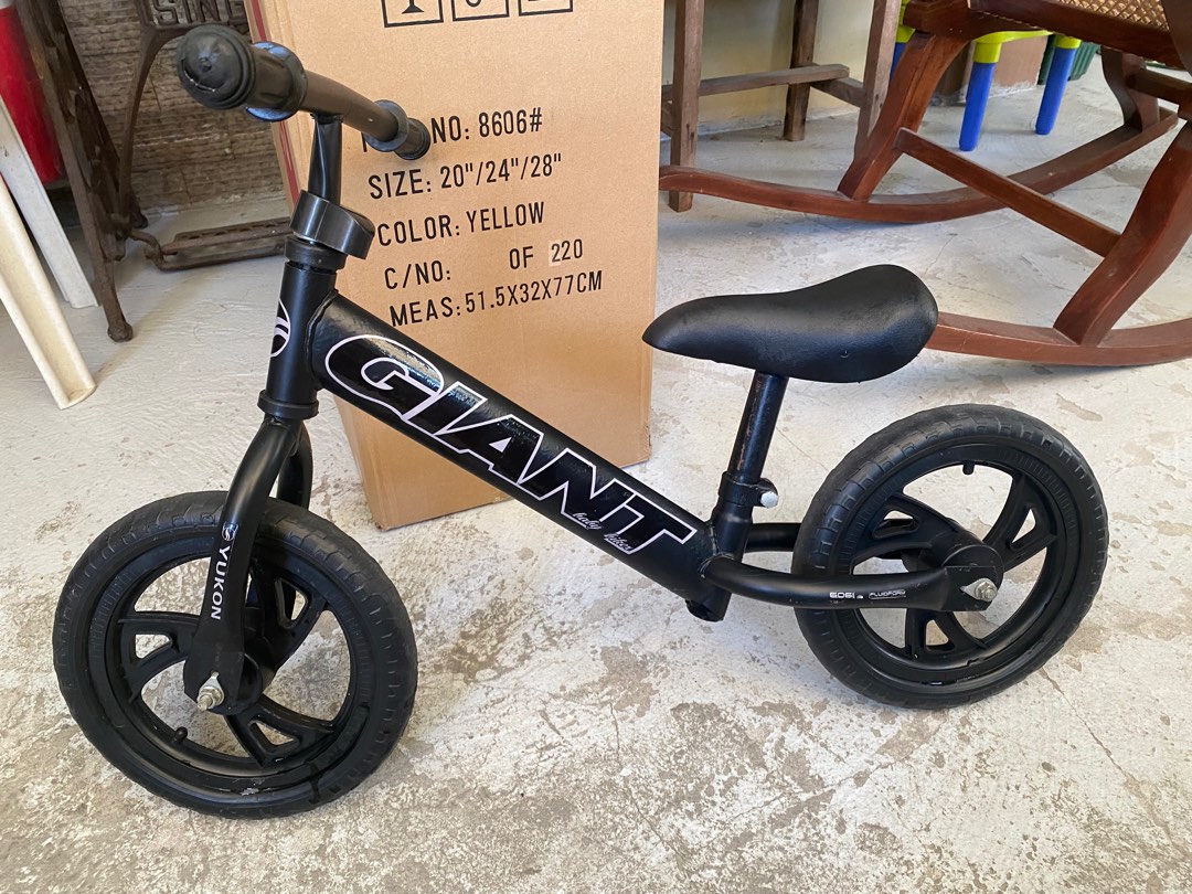 Giant Balance Strider Bike, Sports Equipment, Bicycles & Parts, Bicycles on Carousell