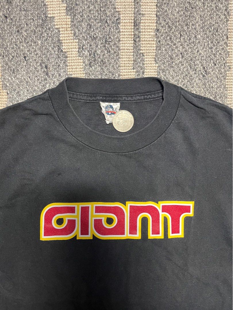 Giant shirt, Men's Fashion, Activewear on Carousell