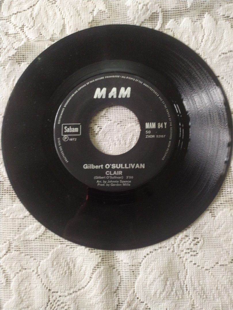 Gilbert O'Sullivan - Clair (7" single) VINYL PLAKA (Category: Vinyls) located in Cebu City. Submitted by pandastampscebu (Listing ID 1225539586, Image 2). Description: Gilbert O'Sullivan - Clair (7" single) (MAM, 1972) : 125P. European pressing (Belgium). Vinyl is in excellent condition. Tracks : a) Clair b) What Could Be Nicer All vinyl singles are tested and cleaned with a vacuum record cleaner. Payment : Gcash, RCBC, Palawan. Shipping fee nati
