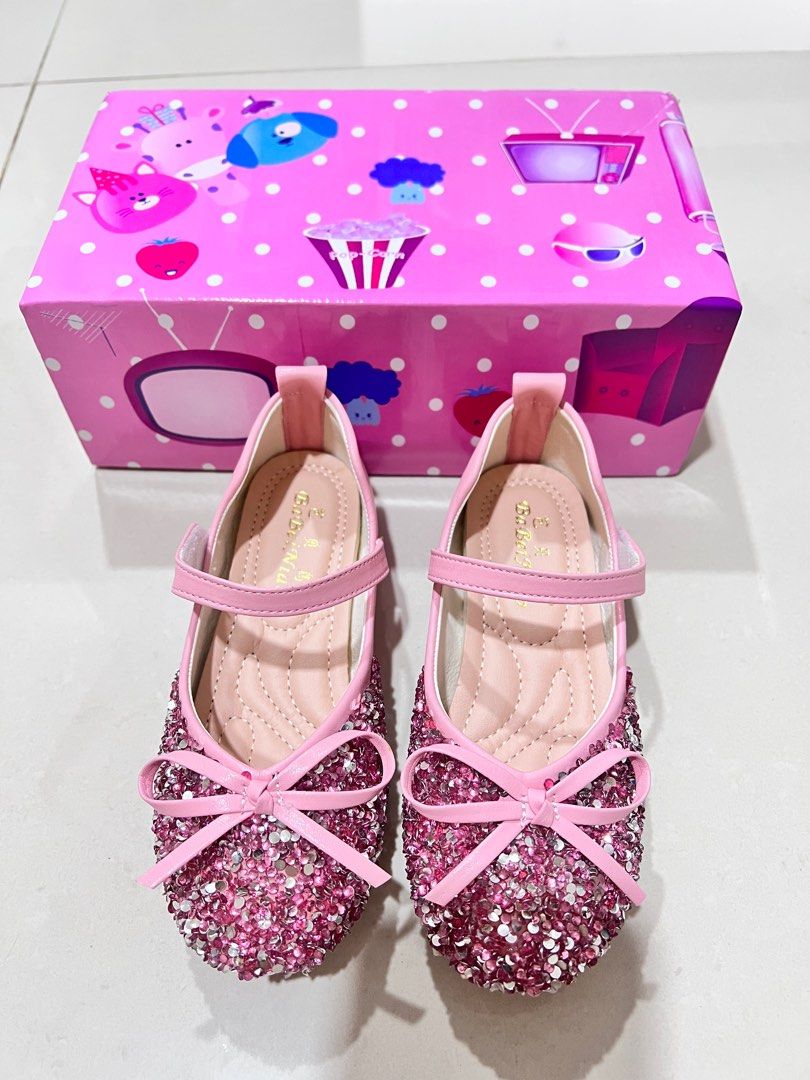 Girls pink glitter top shoes
