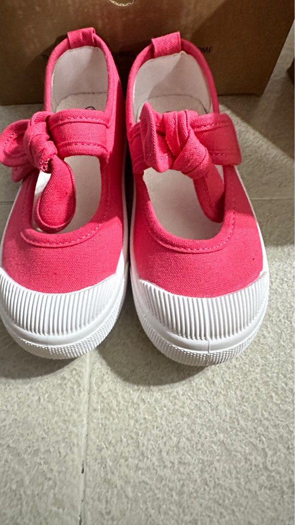 Canvas girls shoes size 29 brand new