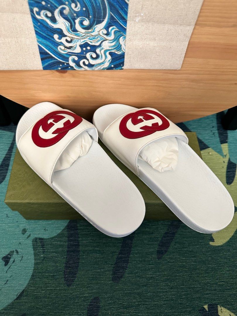 White gucci slides online