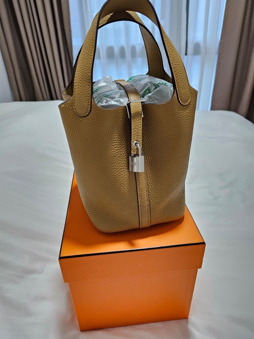 RESERVED) Hermes Picotin 18 Biscuit GHW, 名牌, 手袋及銀包- Carousell