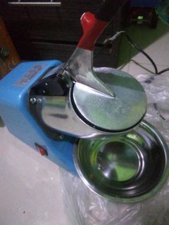 Ice crusher, mesin es serut