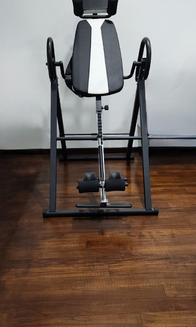 Inverter Table, Sports Equipment, Exercise & Fitness, Cardio & Fitness ...