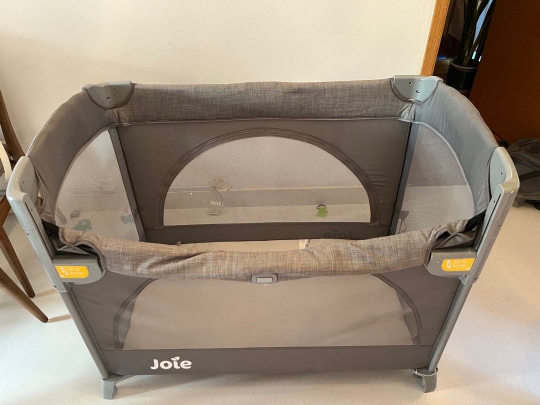 Joie Kubbie Sleep Travel Cot Playpen +, Babies & Kids, Baby Nursery