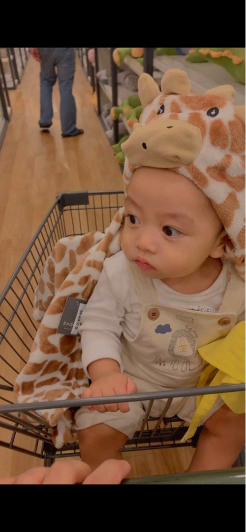 Kaison Giraffe Baby Blanket, Babies & Kids, Bathing & Changing