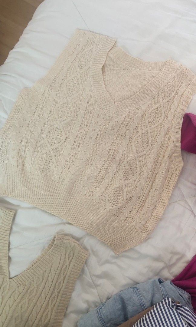 knitted vest. cream color, Women's Fashion, Coats, Jackets and ...