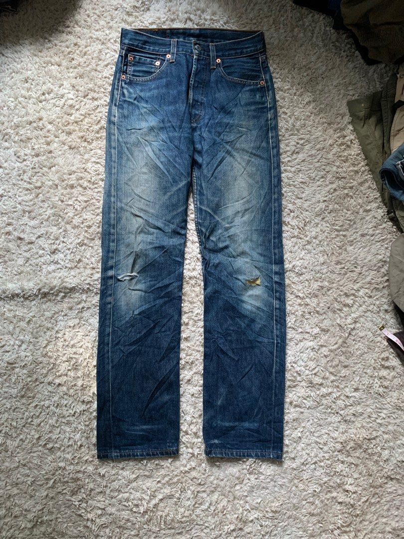 Levis 501 Jeans Size 28 Men s Fashion Bottoms Jeans on Carousell