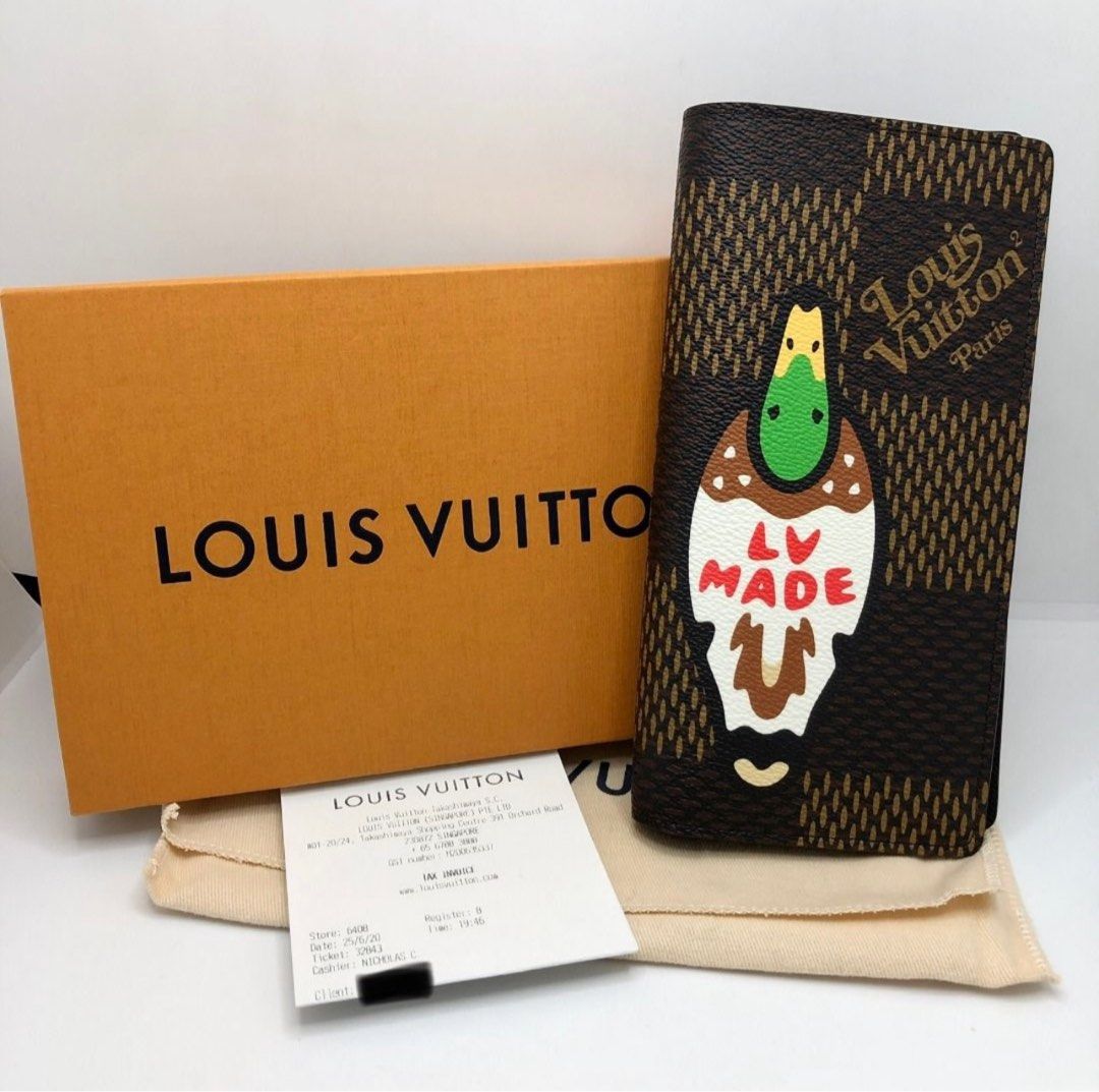 100% Authentic Louis Vuitton Card Holder Side Up, Luxury, Bags & Wallets on  Carousell