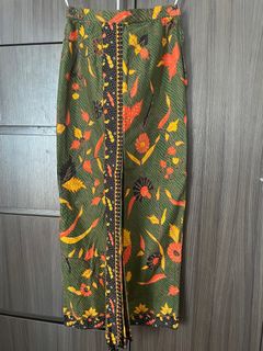 (Category: ) located in . Submitted by naarqi (Listing ID 1225601896, Image 1). Description: .