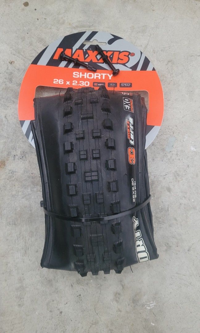 Maxxis shorty 26 2.5 hot sale