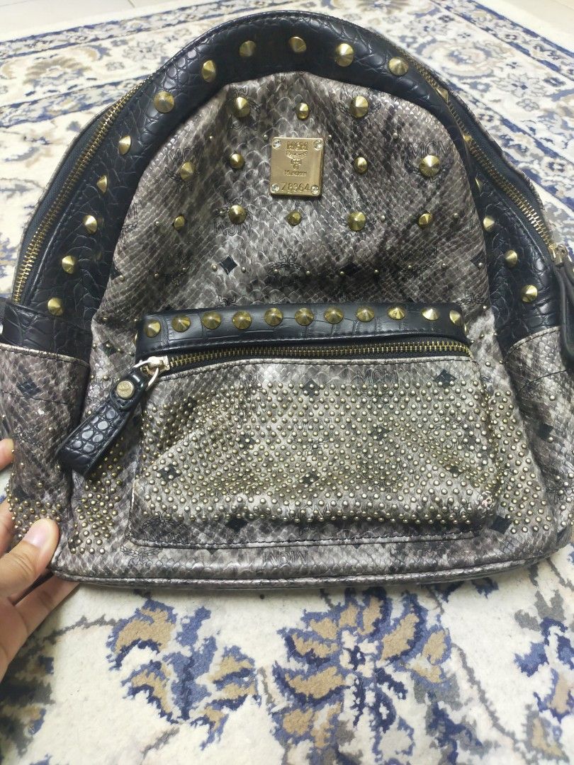 MCM Mini Backpack Keychain, Women's Fashion, Bags & Wallets, Backpacks on  Carousell