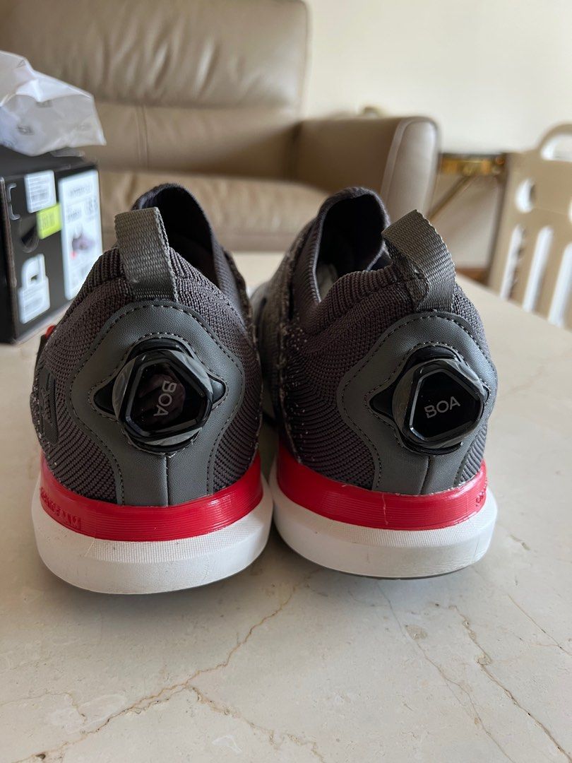 Red golf shoes for mens store