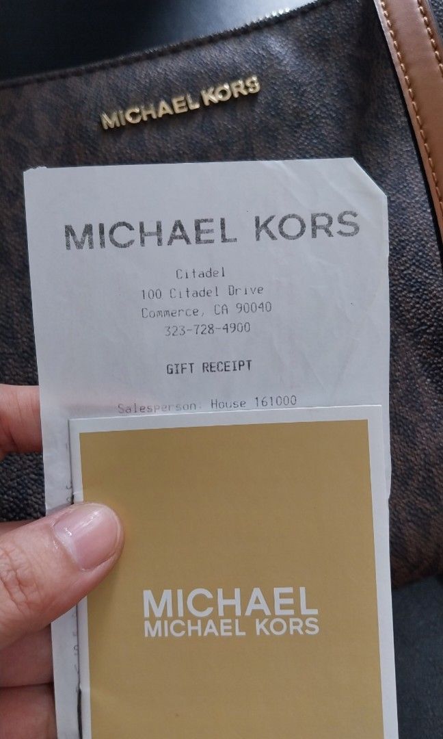 Michael Kors Original (preloved), Women's Fashion, Bags & Wallets,  Cross-body Bags on Carousell