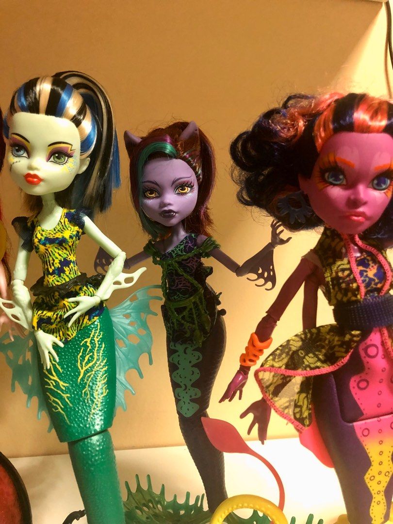 Monster high great scarrier reef dolls outlet
