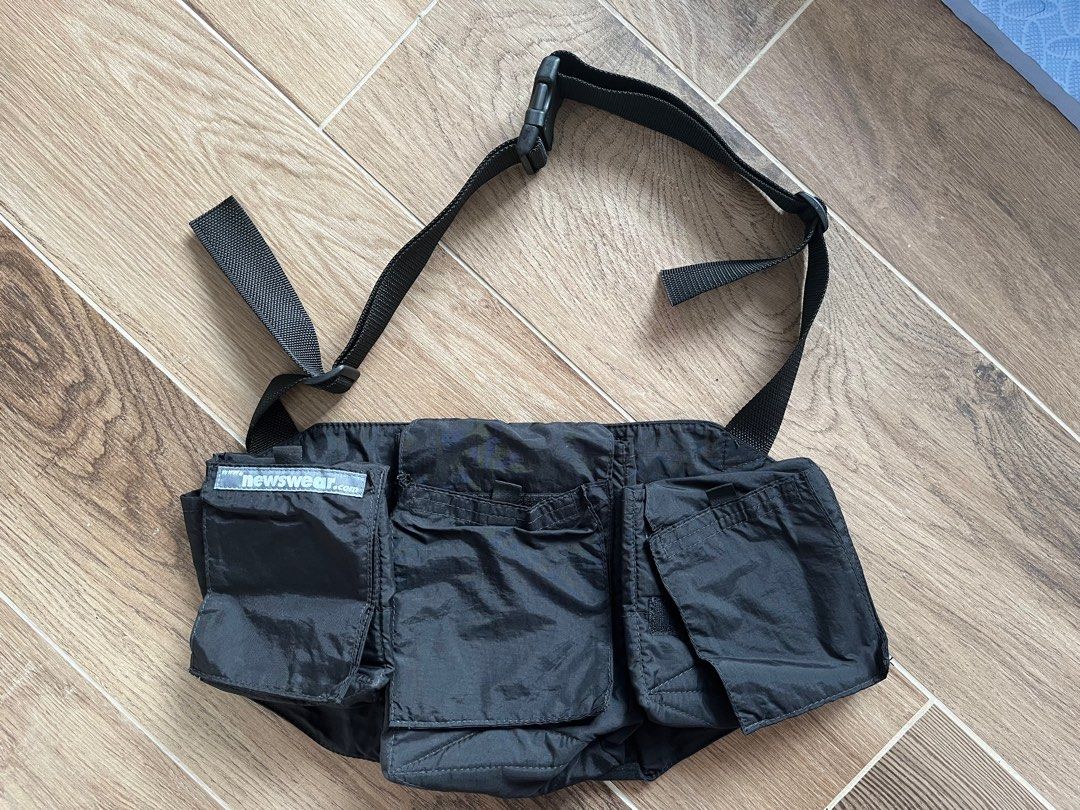 newswear large fanny pack, 攝影器材, 攝影配件, 相機袋- Carousell