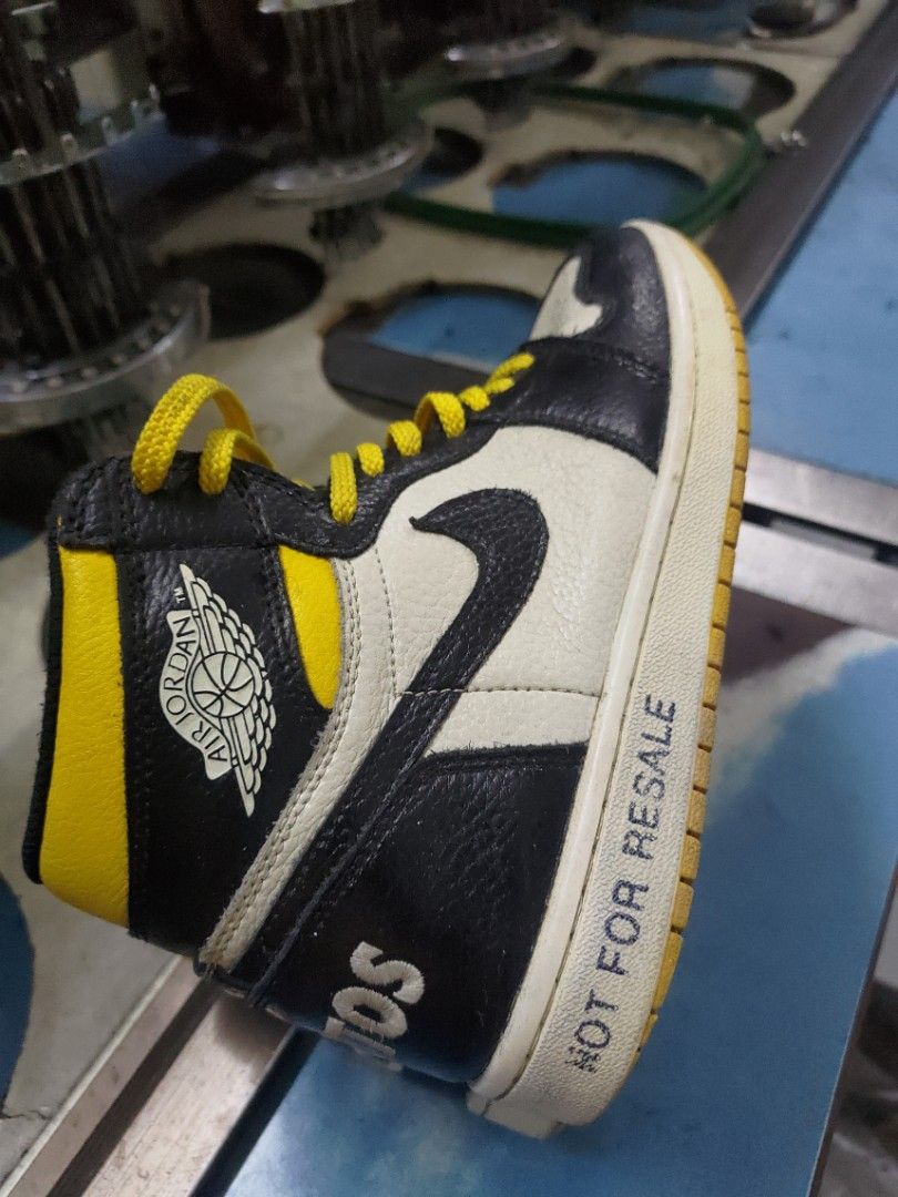 aj1 no photo