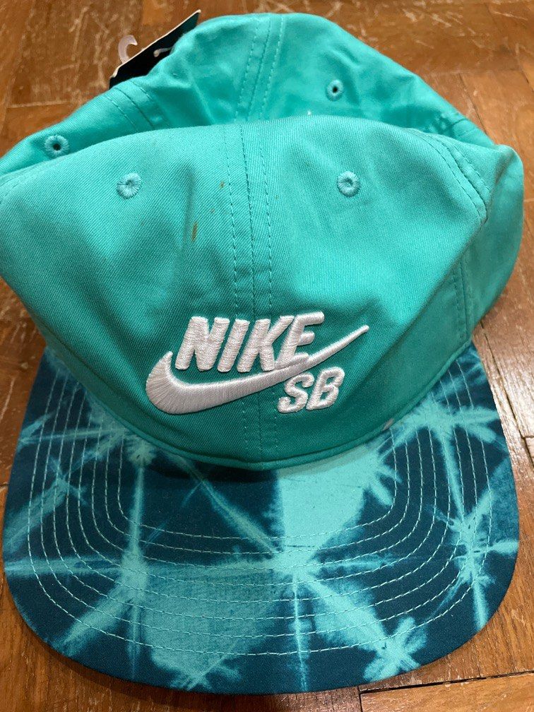 turquoise nike cap