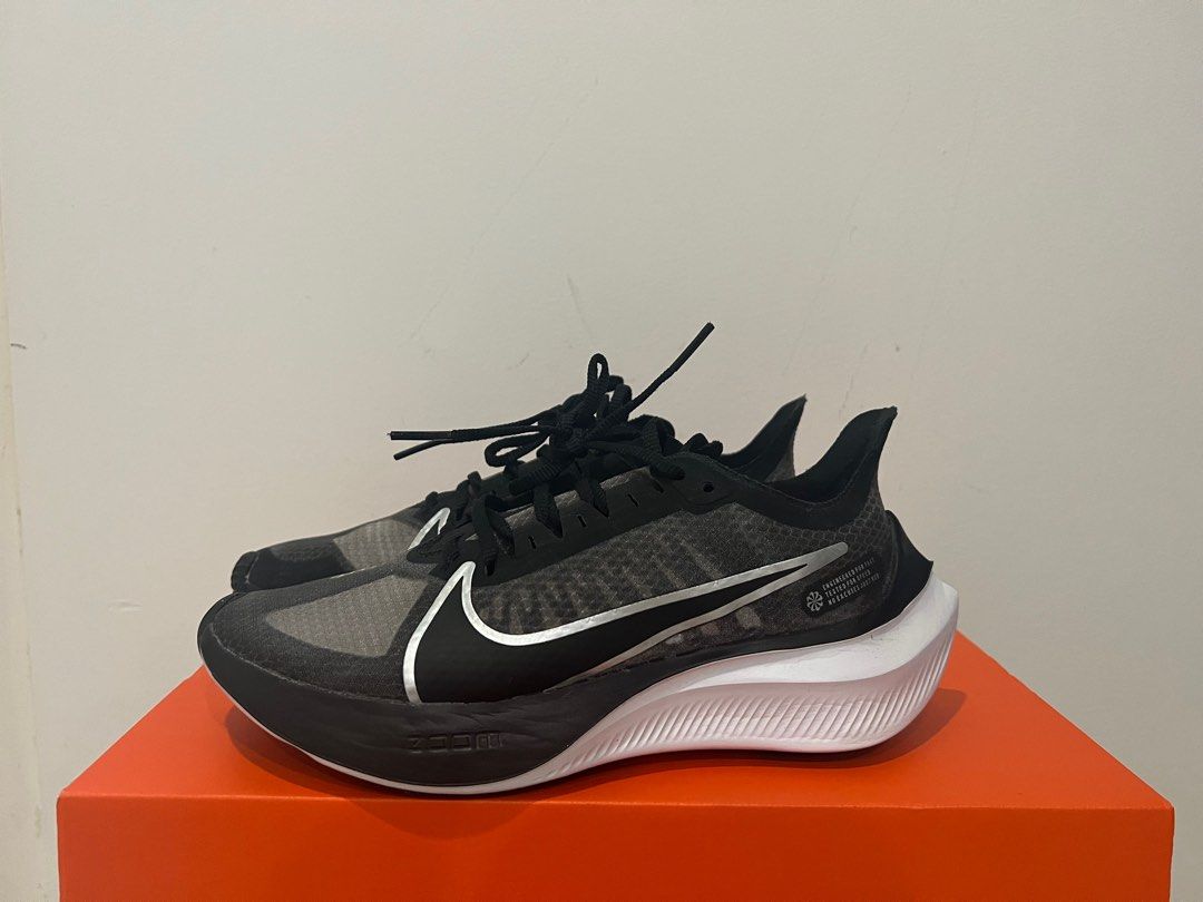 Nike zoom sales gravity triple black