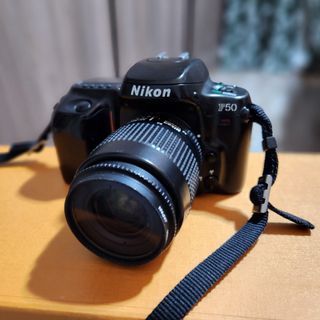 Nikon F50 & AF NIKKOR 35 - 80mm f4 - 5.6 Lens