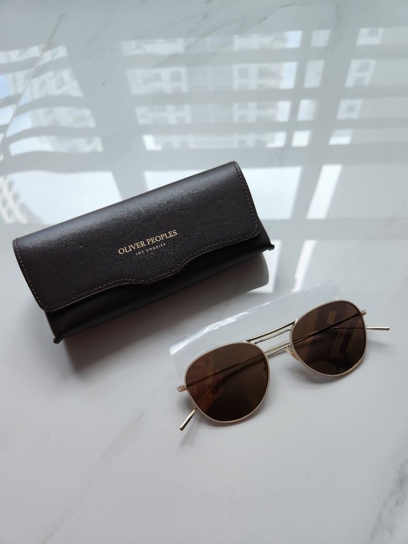 Oliver Peoples unisex sunglass, Men's Fashion, Watches & Accessories,  Sunglasses & Eyewear on Carousell