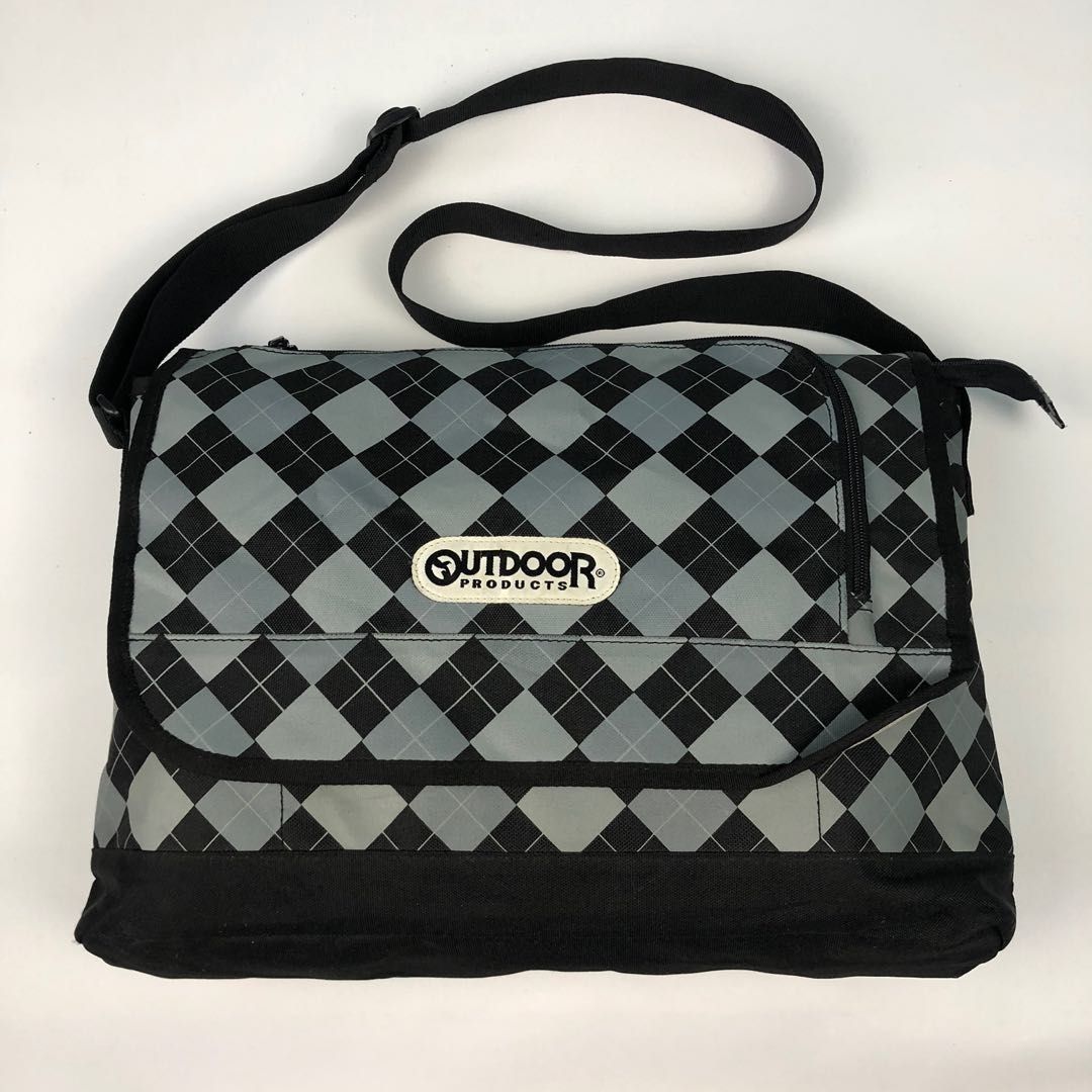 Outdoor sling bag, Men's Fashion, Bags, Sling Bags on Carousell
