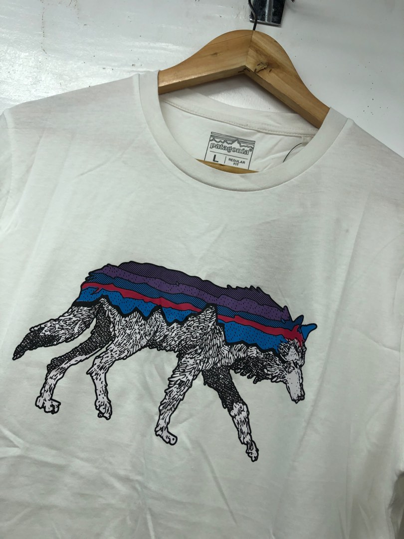 Patagonia Wolf Shirt on Carousell