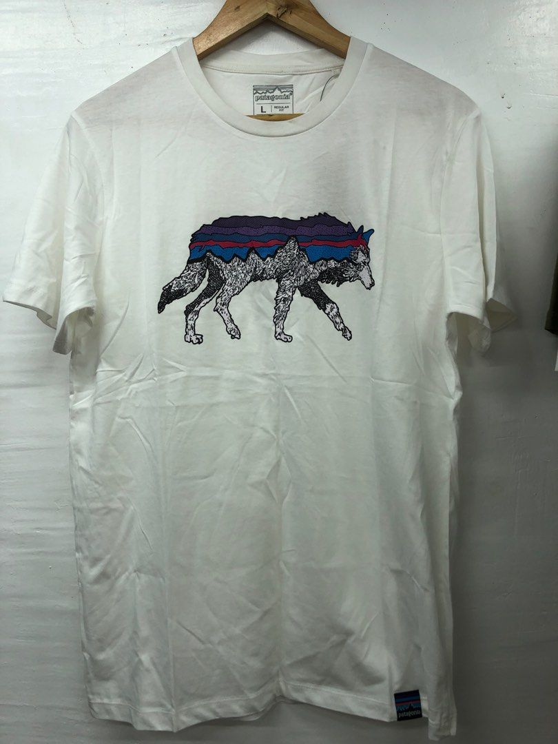 Patagonia Wolf Shirt on Carousell
