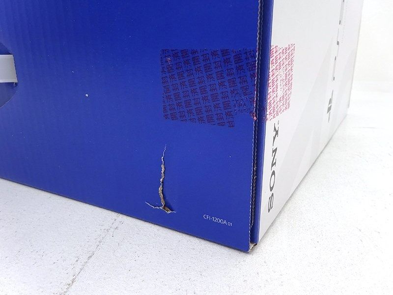 未使用☆[大箱破損]PlayStation5主機機型附光驅普通機型825GB CFI