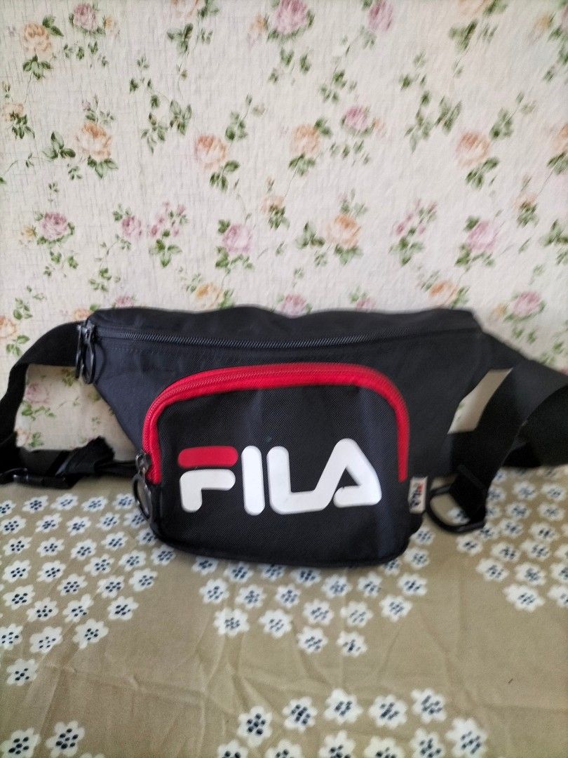 Fila discount pouch bag