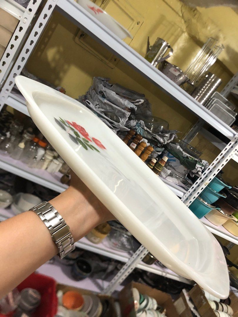 Pyrex Vintage (Category: Bakeware) located in Manila. Submitted by akotisay (Listing ID 1225682301, Image 3). Description: Take all Php3k.