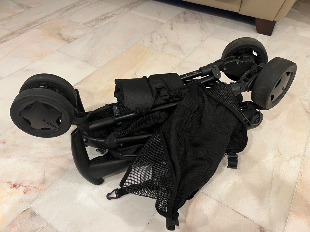 Quinny Zapp black edition with adaptor for Maxi Cosi, Babies